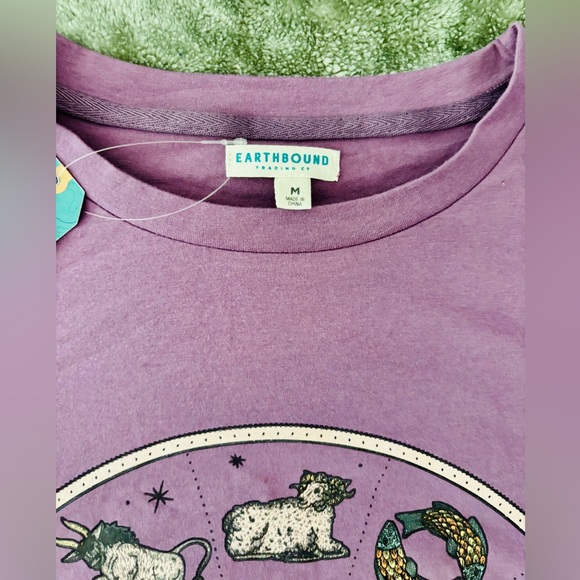 EARTHBOUND Lavender Astrological Tee NWT - Picture 4 of 4